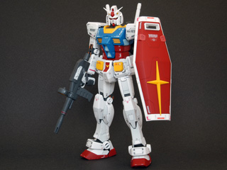BANDAI RG 1/144 RX-78-2 GUNDAM