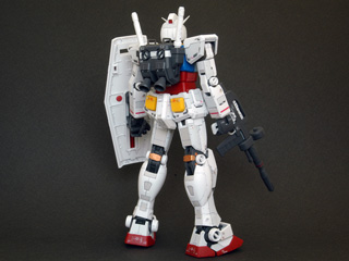 BANDAI RG 1/144 RX-78-2 GUNDAM