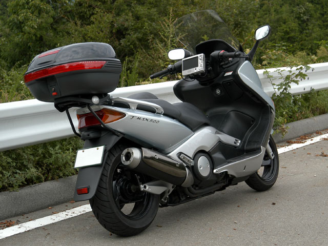 YAMAHA TMAX