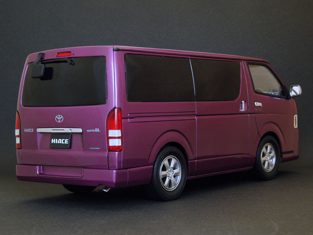 AOSHIMA 1/24 TOYOTA HIACE SUPER GL '10