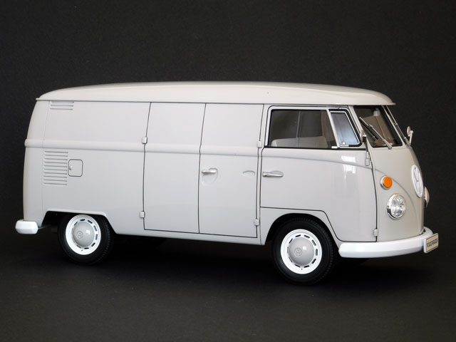 Hasegawa 1:24 VOLKSWAGEN TYPE2 DELIVERY VAN 1967