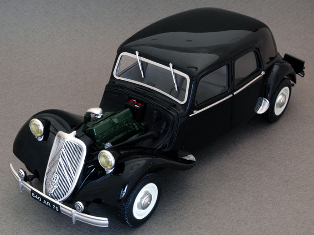 Heller 1.24 Citroen 15CV Six