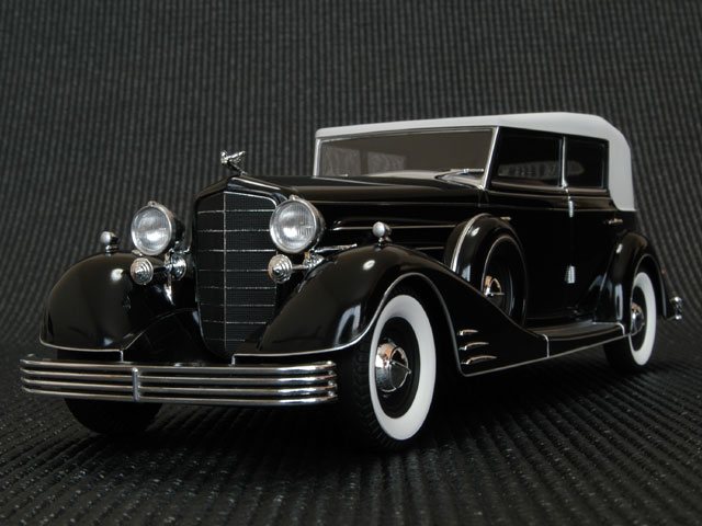 ITALERI 1:24 CADILLAC FLEETWOOD 1933 16CYL ALL WEATHER PHAETON