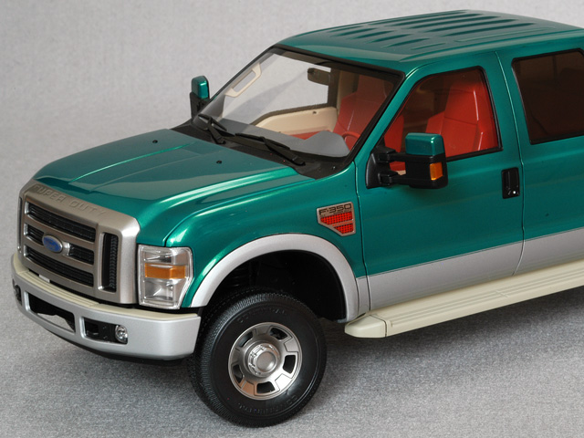 MENG 1/24 FORD F-350 SUPER DUTY