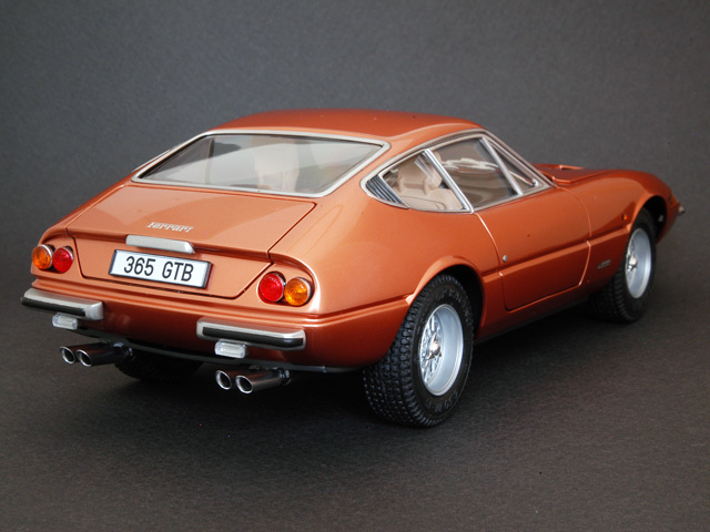 Revell (ITALERI) 1:24 FERRARI 365 GTB/4 DAYTONA