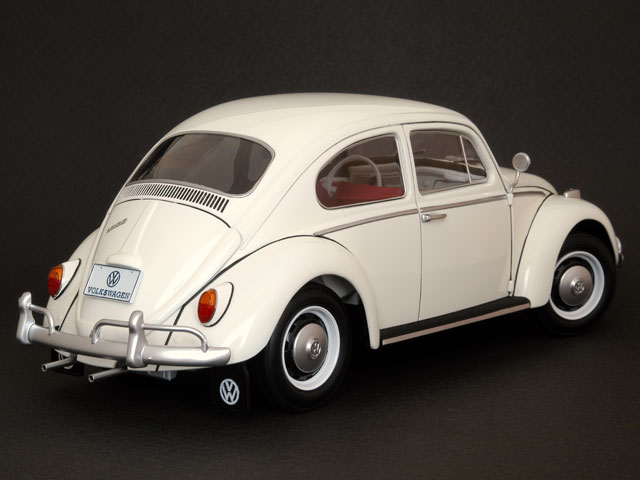 TAMIYA 1/24 VOLKSWAGEN 1300 BEETLE 1966MODEL