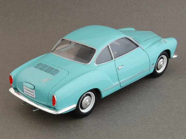 TAMIYA 1/24 VOLKSWAGEN KARMANN-GHIA COUPE