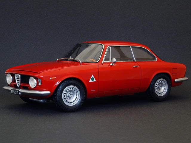 TAMIYA 1/24 Alfa Romeo Giulia Sprint GTA