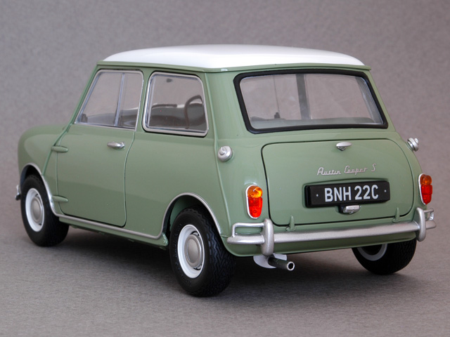 TAMIYA 1/24 AUSTIN MINI COOPER 1275S Mk.I