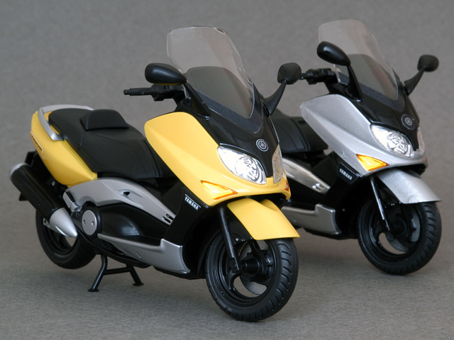 TAMIYA 1/24 YAMAHA TMAX