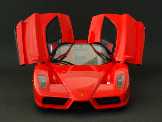 TAMIYA 1/24 ENZO FERRARI